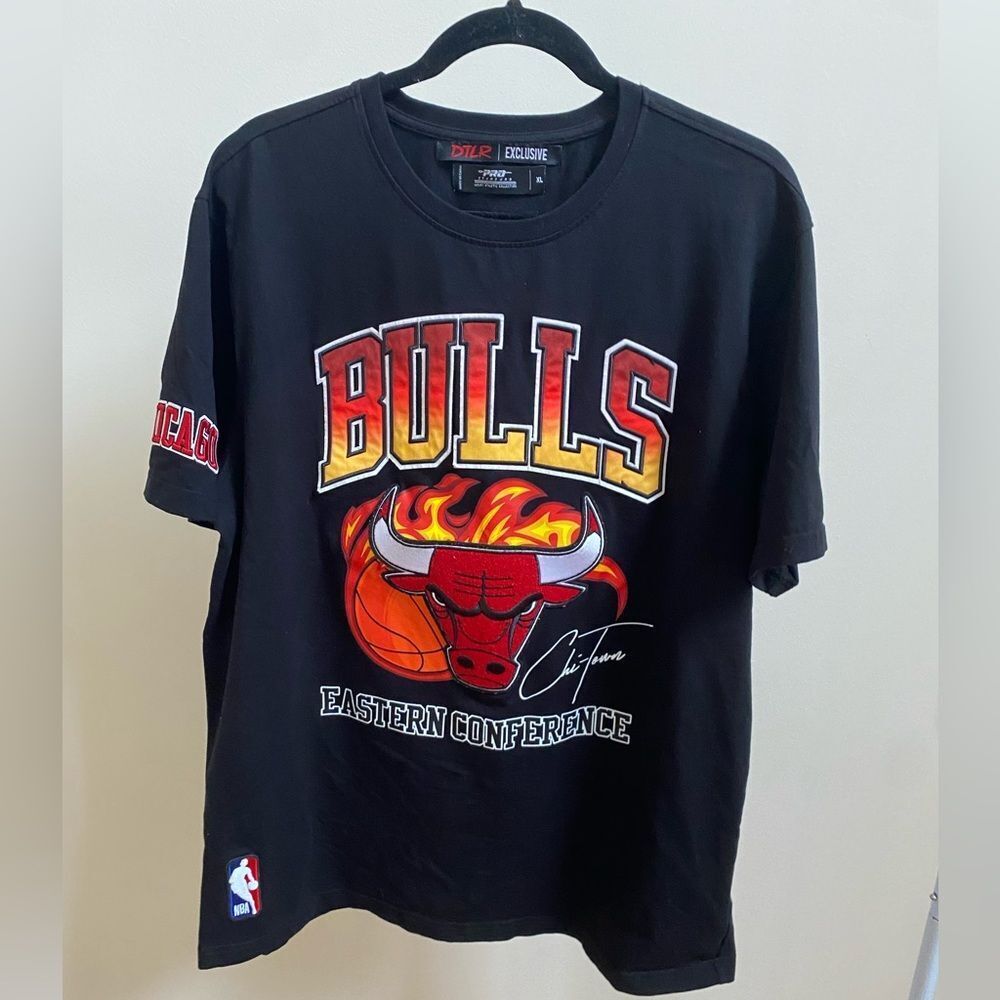 Chicago Bulls DTLR pro standard basketball tee